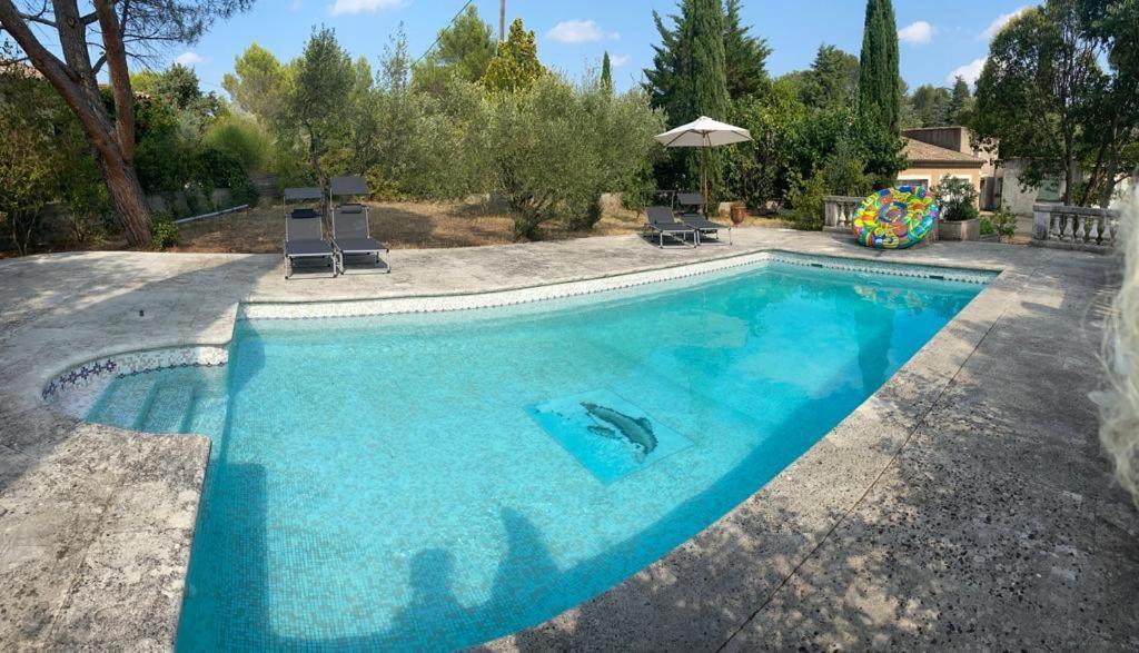 Chambre Independante Avec Terrasse Privee Et Piscine Hotel Nîmes Exterior foto